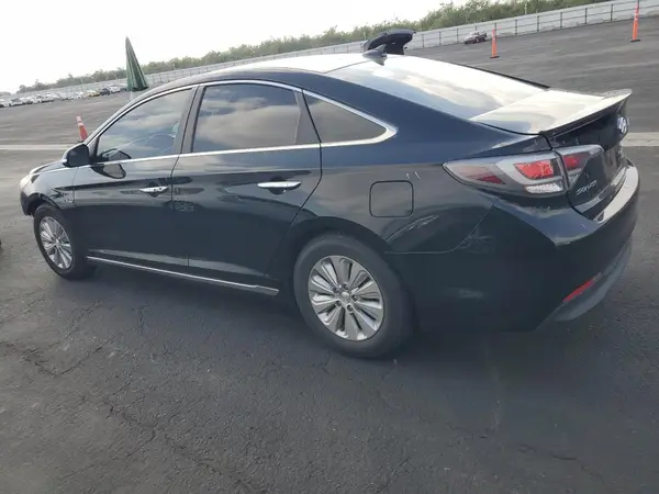 KMHE24L15GA030185 2016 HYUNDAI SONATA - Image 2