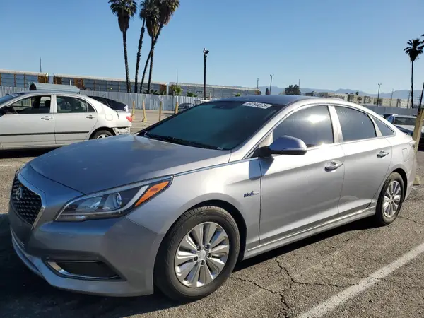 KMHE24L15GA033054 2016 HYUNDAI SONATA - Image 1