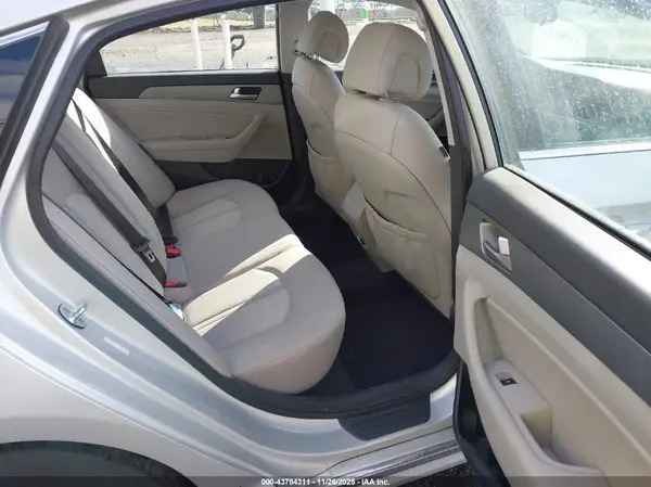 KMHE24L15GA036388 2016 HYUNDAI SONATA - Image 8