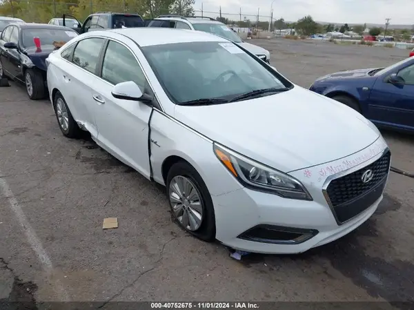 KMHE24L15GA037265 2016 HYUNDAI SONATA - Image 1