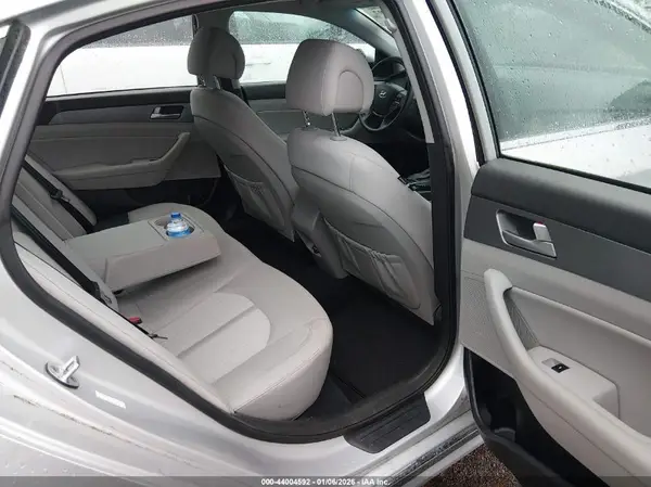 KMHE24L15GA037301 2016 HYUNDAI SONATA - Image 8