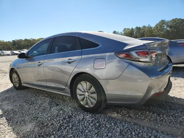 KMHE24L15GA038142 2016 HYUNDAI SONATA - Image 2