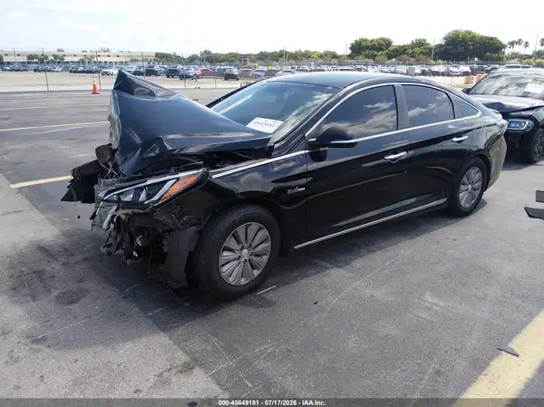KMHE24L15GA038464 2016 HYUNDAI SONATA - Image 2