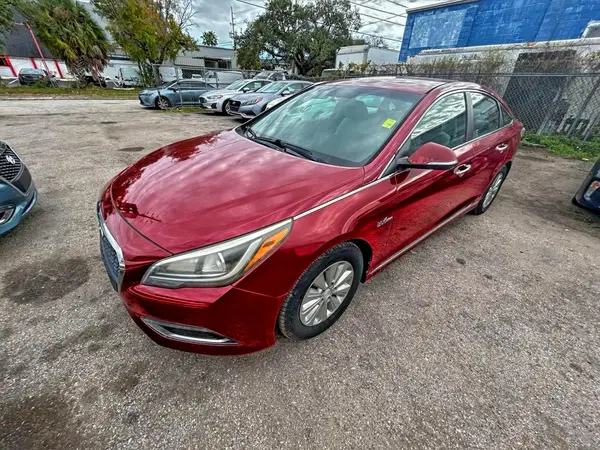 KMHE24L15GA038612 2016 HYUNDAI SONATA - Image 2