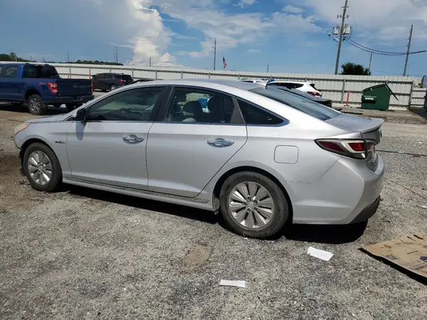 KMHE24L15GA038822 2016 HYUNDAI SONATA - Image 2