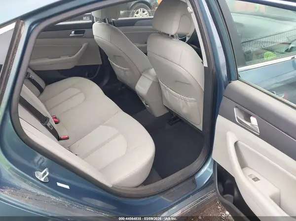 KMHE24L15GA039534 2016 HYUNDAI SONATA - Image 8