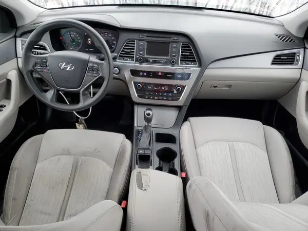 KMHE24L15GA040313 2016 HYUNDAI SONATA - Image 8