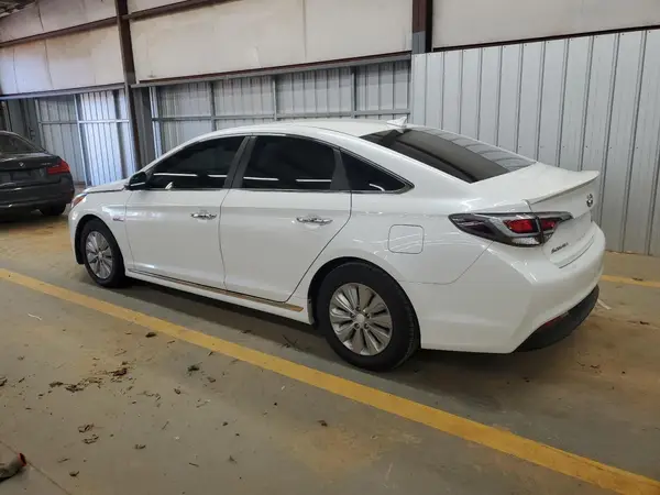 KMHE24L15GA040697 2016 HYUNDAI SONATA - Image 2