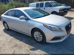 KMHE24L15HA044234 2017 HYUNDAI SONATA