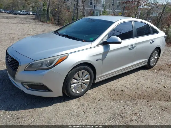 KMHE24L15HA044234 2017 HYUNDAI SONATA - Image 2