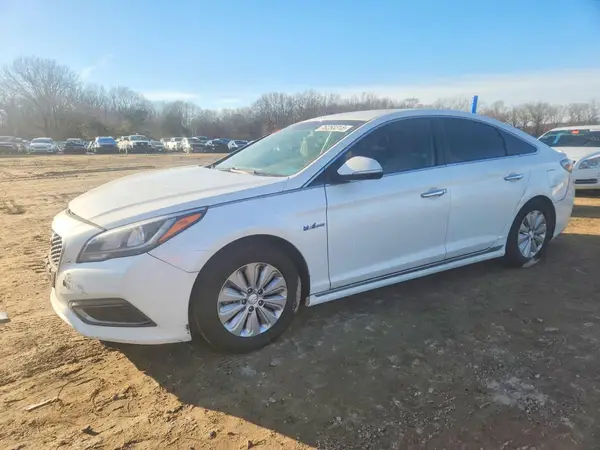 KMHE24L15HA047716 2017 HYUNDAI SONATA - Image 1
