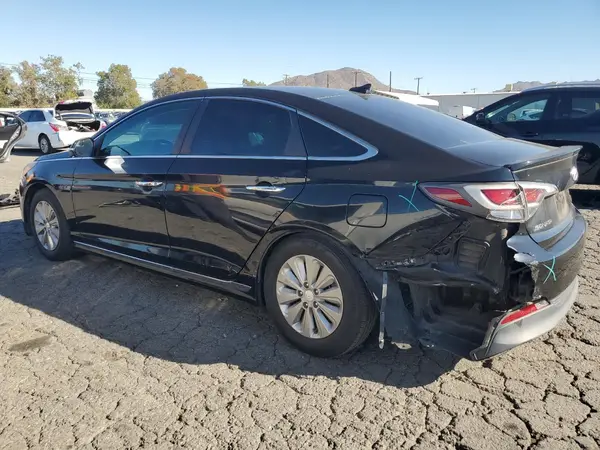 KMHE24L15HA048056 2017 HYUNDAI SONATA - Image 2