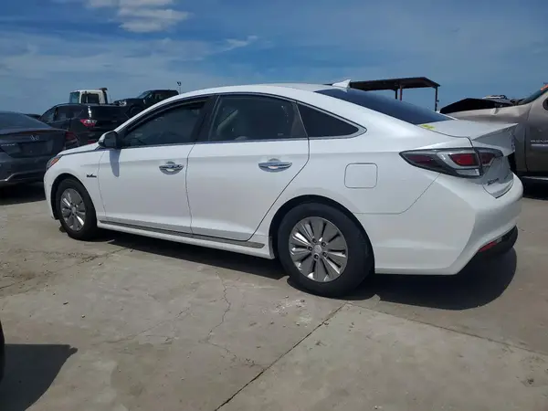 KMHE24L15HA058358 2017 HYUNDAI SONATA - Image 2