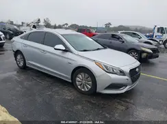 KMHE24L15HA059199 2017 HYUNDAI SONATA