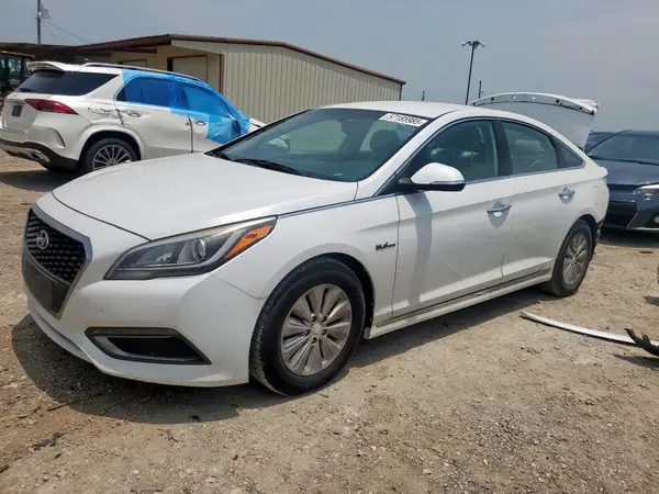 KMHE24L16GA011449 2016 HYUNDAI SONATA - Image 1