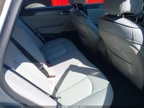 KMHE24L16GA011466 2016 HYUNDAI SONATA - Image 8