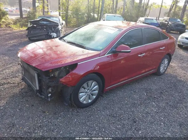 KMHE24L16GA012388 2016 HYUNDAI SONATA - Image 2
