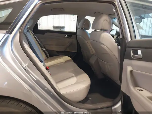 KMHE24L16GA014268 2016 HYUNDAI SONATA - Image 8