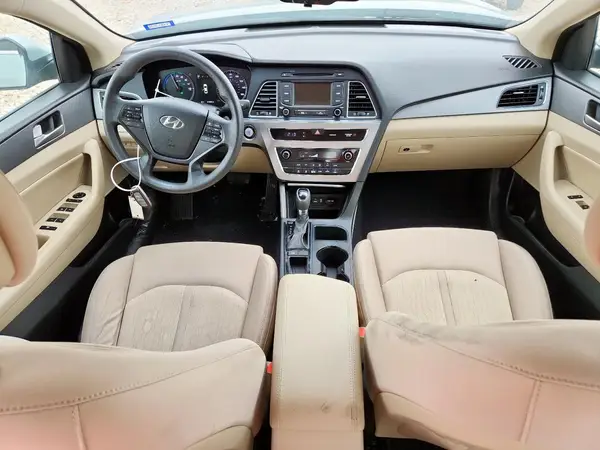 KMHE24L16GA015615 2016 HYUNDAI SONATA - Image 8