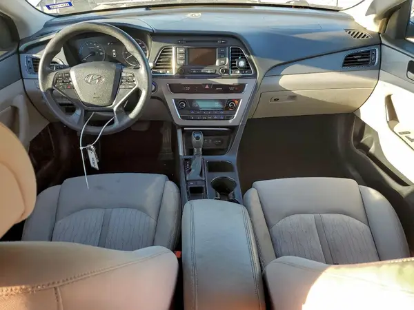 KMHE24L16GA022046 2016 HYUNDAI SONATA - Image 8