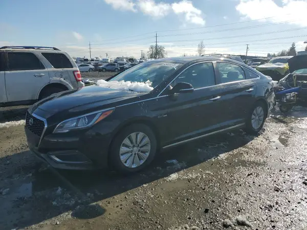 KMHE24L16GA023519 2016 HYUNDAI SONATA - Image 1