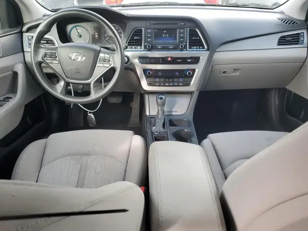 KMHE24L16GA023519 2016 HYUNDAI SONATA - Image 8