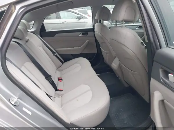 KMHE24L16GA025481 2016 HYUNDAI SONATA - Image 8