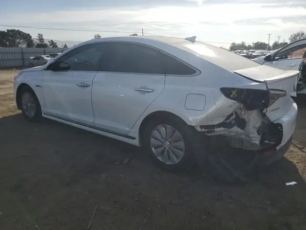 KMHE24L16GA034830 2016 HYUNDAI SONATA - Image 2