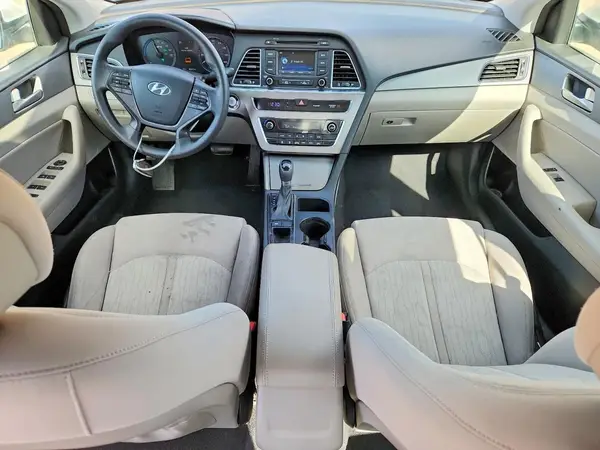 KMHE24L16GA037274 2016 HYUNDAI SONATA - Image 8