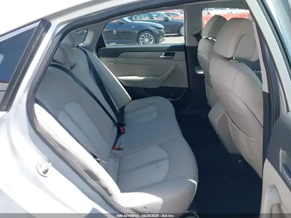 KMHE24L16GA037579 2016 HYUNDAI SONATA - Image 8