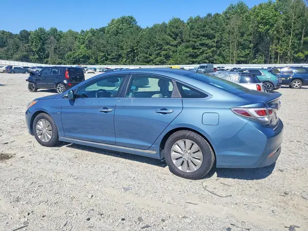 KMHE24L16GA040613 2016 HYUNDAI SONATA - Image 2