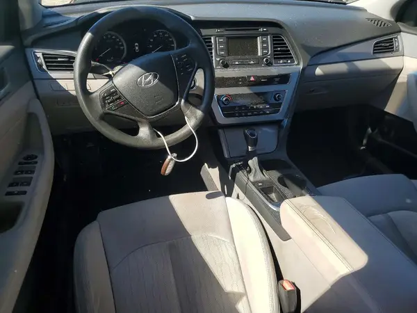 KMHE24L16GA040613 2016 HYUNDAI SONATA - Image 8