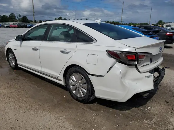 KMHE24L16GA041485 2016 HYUNDAI SONATA - Image 2