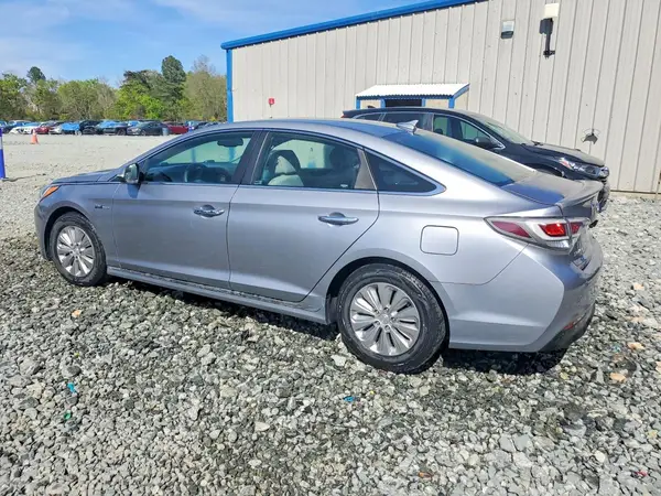 KMHE24L16HA043478 2017 HYUNDAI SONATA - Image 2
