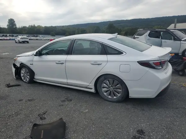 KMHE24L16HA056246 2017 HYUNDAI SONATA - Image 2