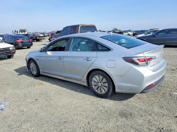 KMHE24L16HA059194 2017 HYUNDAI SONATA - Image 2