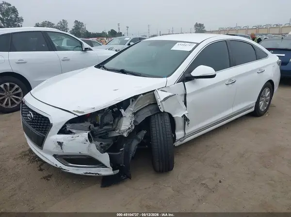KMHE24L16HA059230 2017 HYUNDAI SONATA - Image 2