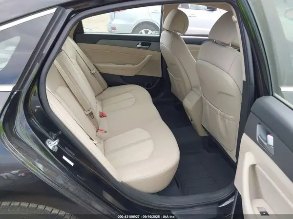 KMHE24L16HA060037 2017 HYUNDAI SONATA - Image 8