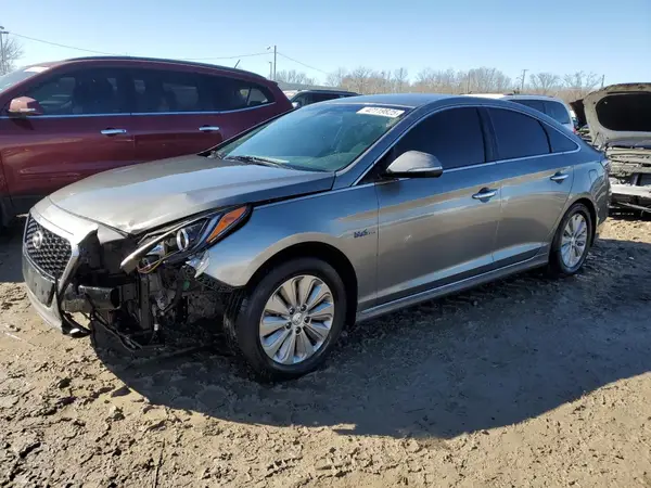 KMHE24L16HA060104 2017 HYUNDAI SONATA - Image 1
