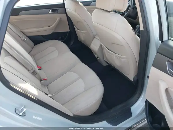 KMHE24L17GA008558 2016 HYUNDAI SONATA - Image 8