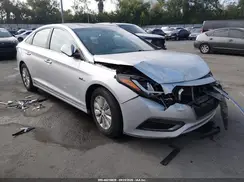 KMHE24L17GA010987 2016 HYUNDAI SONATA