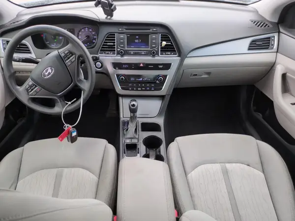 KMHE24L17GA011038 2016 HYUNDAI SONATA - Image 8