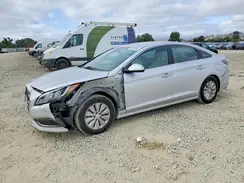 KMHE24L17GA011475 2016 HYUNDAI SONATA