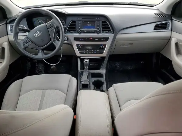KMHE24L17GA011475 2016 HYUNDAI SONATA - Image 8
