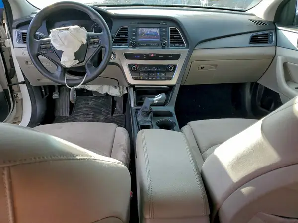 KMHE24L17GA013288 2016 HYUNDAI SONATA - Image 8