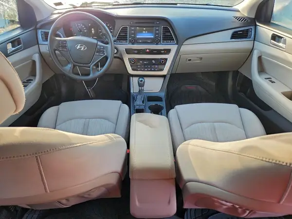 KMHE24L17GA016076 2016 HYUNDAI SONATA - Image 8