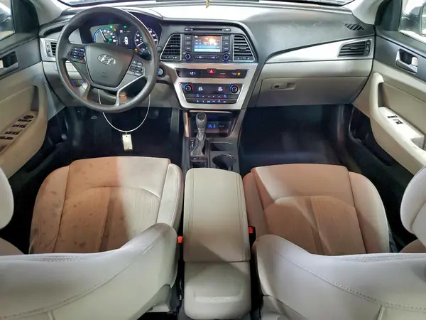 KMHE24L17GA016496 2016 HYUNDAI SONATA - Image 8