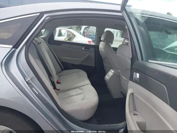 KMHE24L17GA019012 2016 HYUNDAI SONATA - Image 8