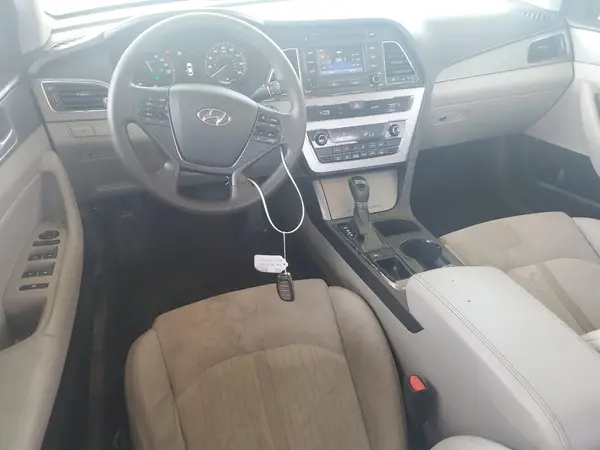 KMHE24L17GA022556 2016 HYUNDAI SONATA - Image 8
