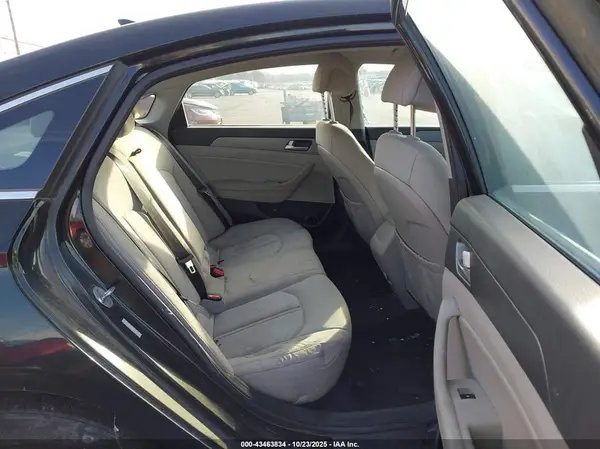 KMHE24L17GA024341 2016 HYUNDAI SONATA - Image 8